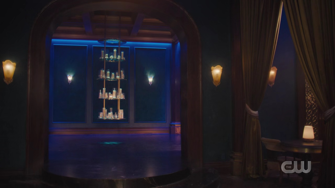 charmed-online-dot-nl_Charmed4x08Unveiled1746.jpg