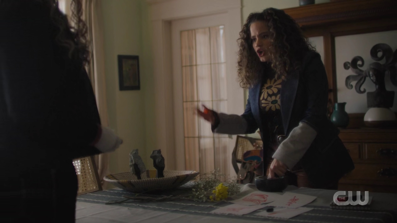 charmed-online-dot-nl_Charmed4x08Unveiled1791.jpg