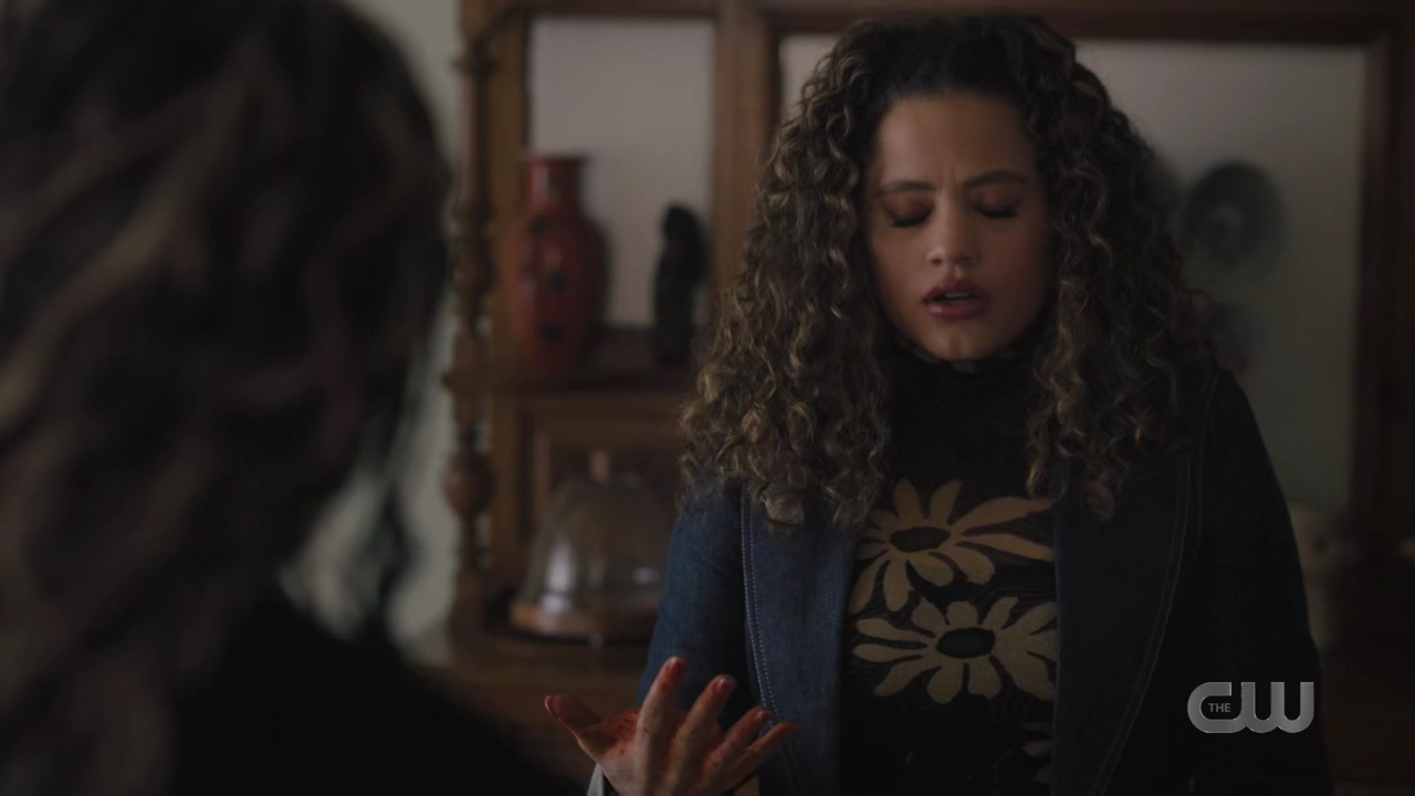 charmed-online-dot-nl_Charmed4x08Unveiled1802.jpg