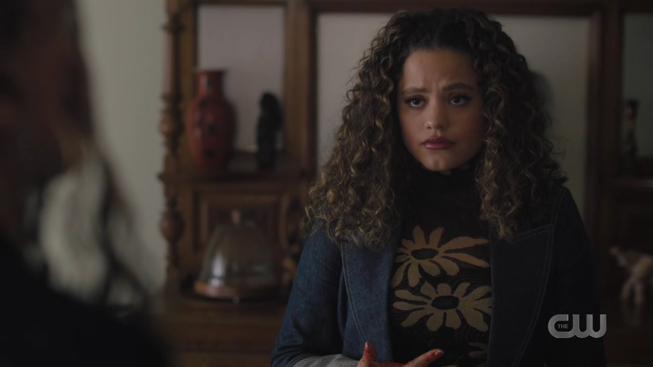 charmed-online-dot-nl_Charmed4x08Unveiled1811.jpg