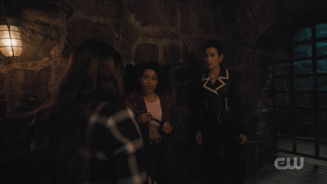 charmed-online-dot-nl_Charmed4x08Unveiled1831.jpg