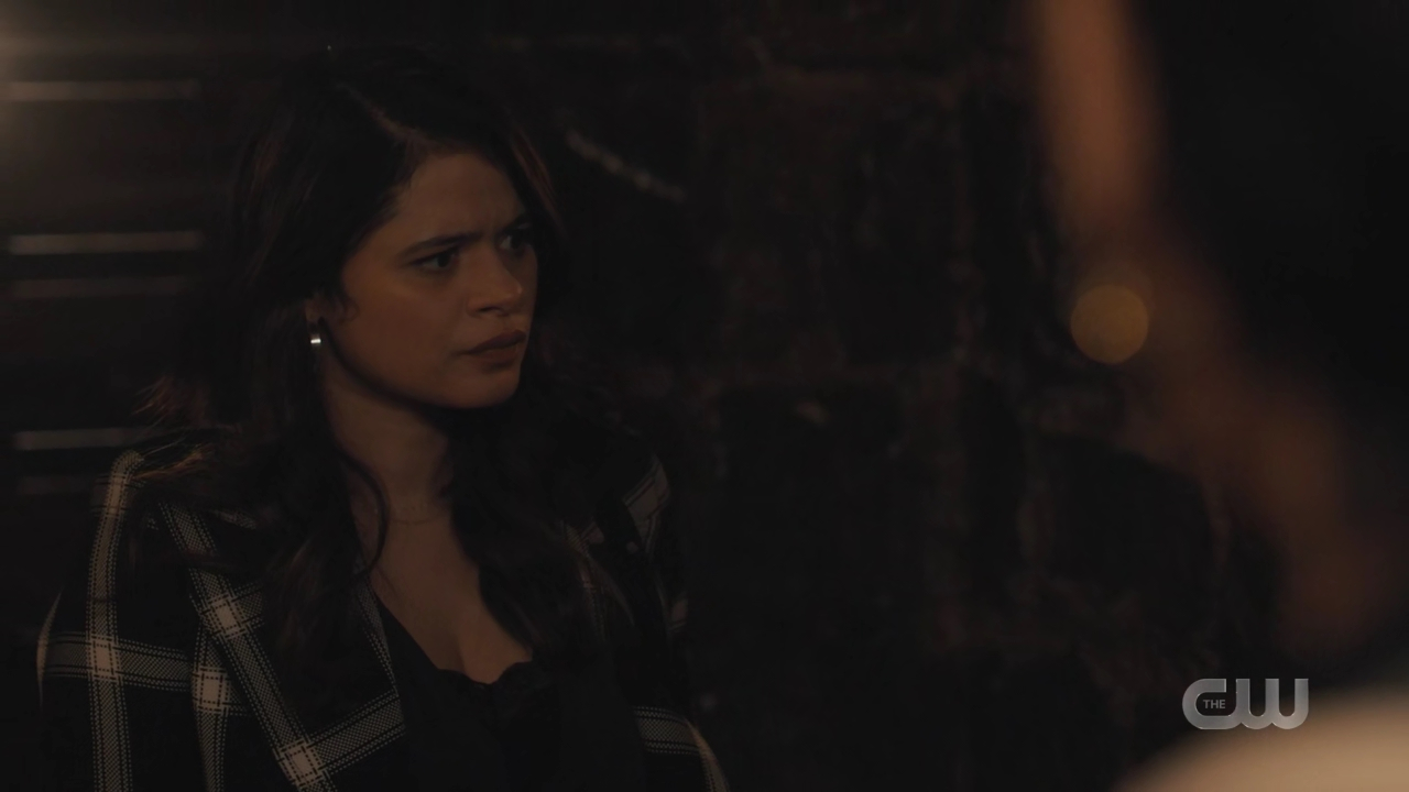 charmed-online-dot-nl_Charmed4x08Unveiled1840.jpg