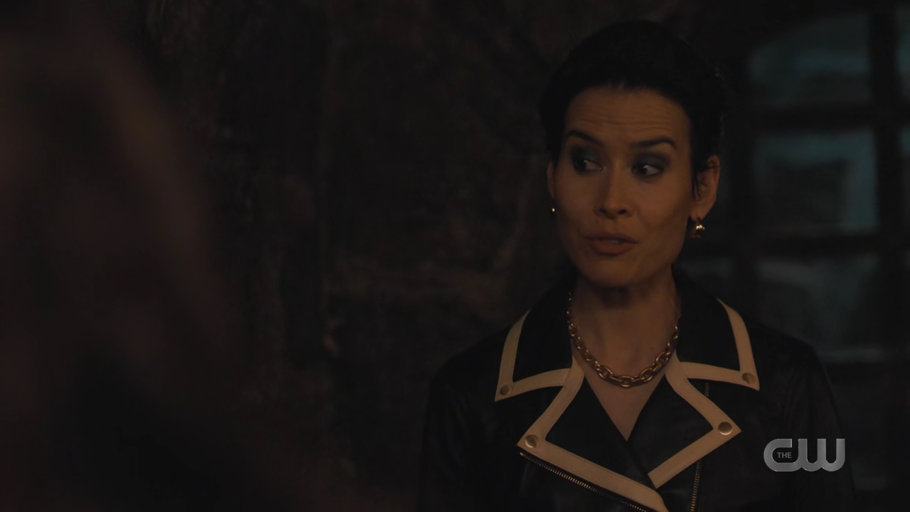 charmed-online-dot-nl_Charmed4x08Unveiled1847.jpg