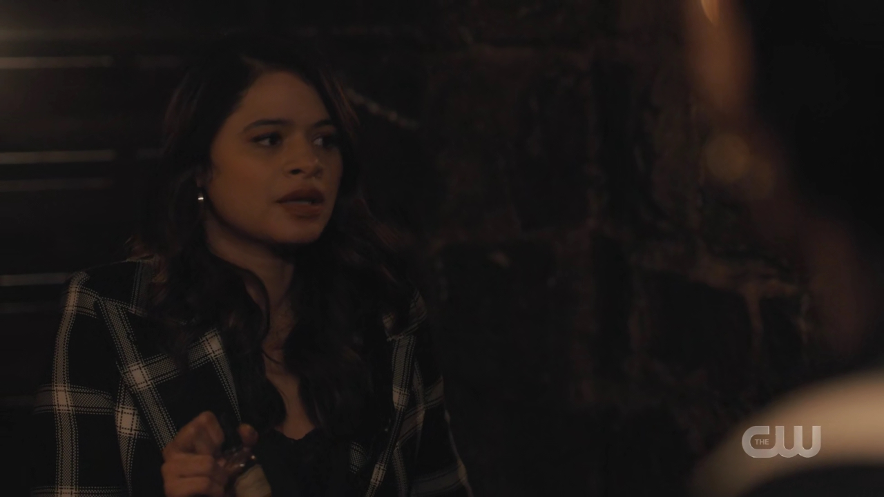charmed-online-dot-nl_Charmed4x08Unveiled1857.jpg