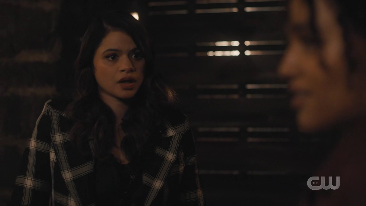 charmed-online-dot-nl_Charmed4x08Unveiled1887.jpg