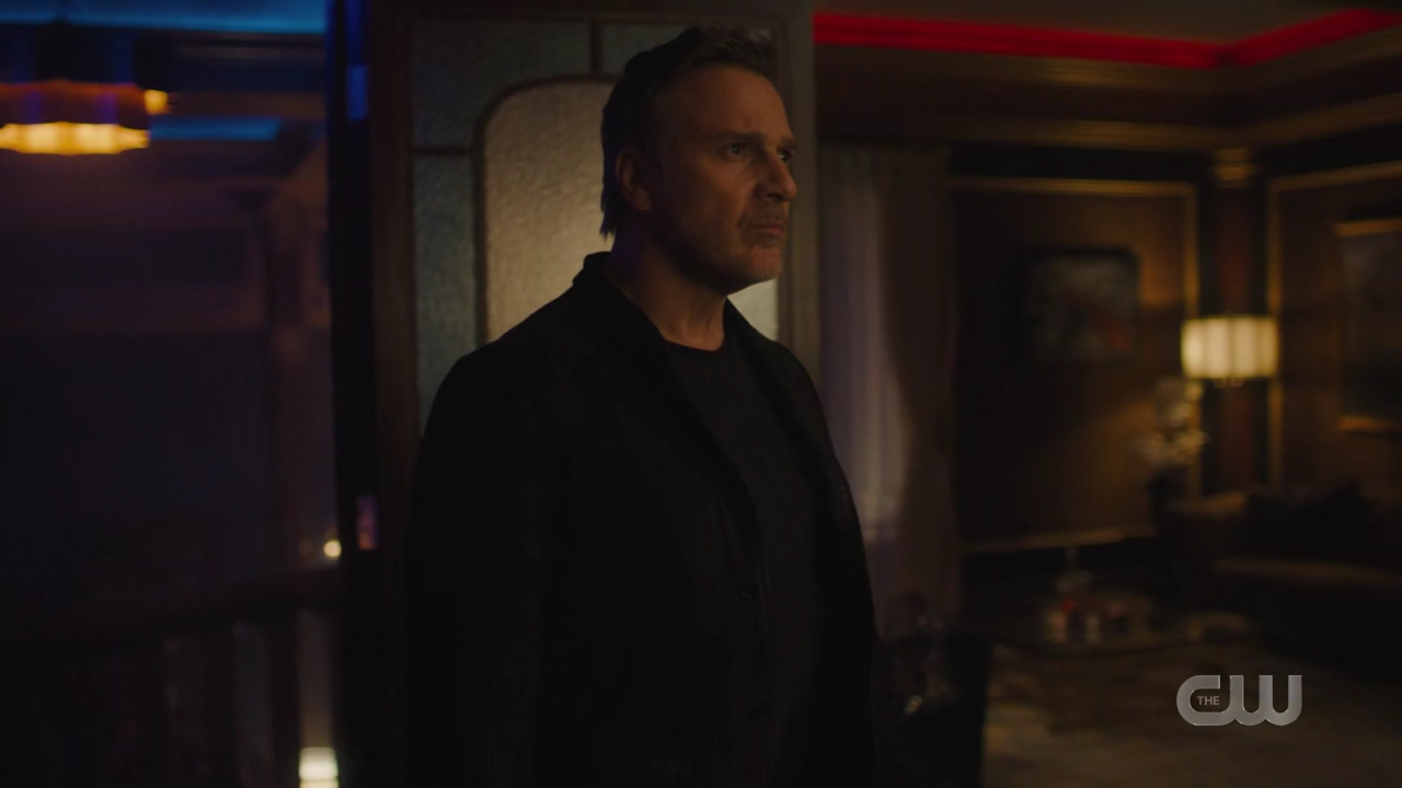 charmed-online-dot-nl_Charmed4x08Unveiled1975.jpg