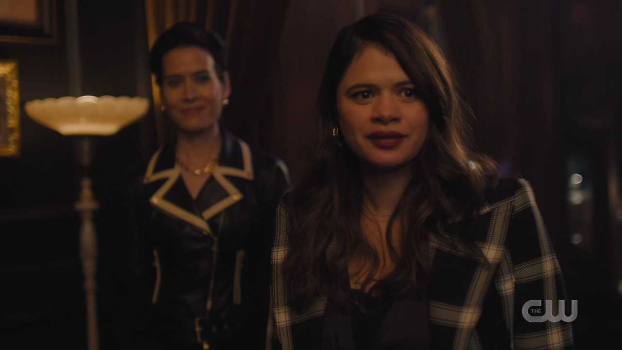 charmed-online-dot-nl_Charmed4x08Unveiled2042.jpg