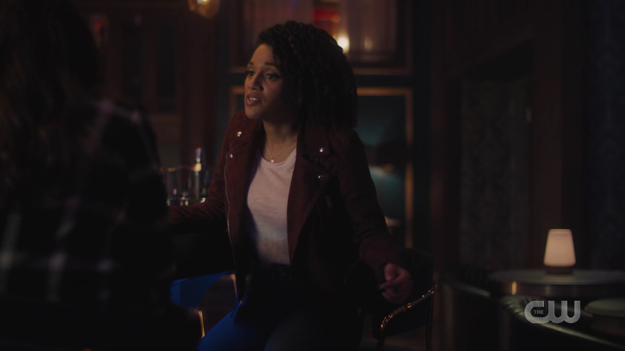 charmed-online-dot-nl_Charmed4x08Unveiled2157.jpg