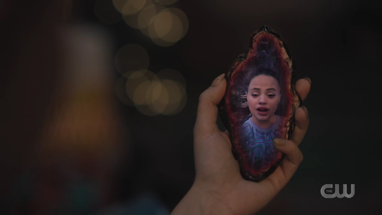 charmed-online-dot-nl_Charmed4x08Unveiled2226.jpg
