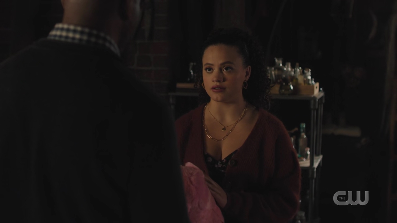 charmed-online-dot-nl_Charmed4x09TruthorCares0568.jpg