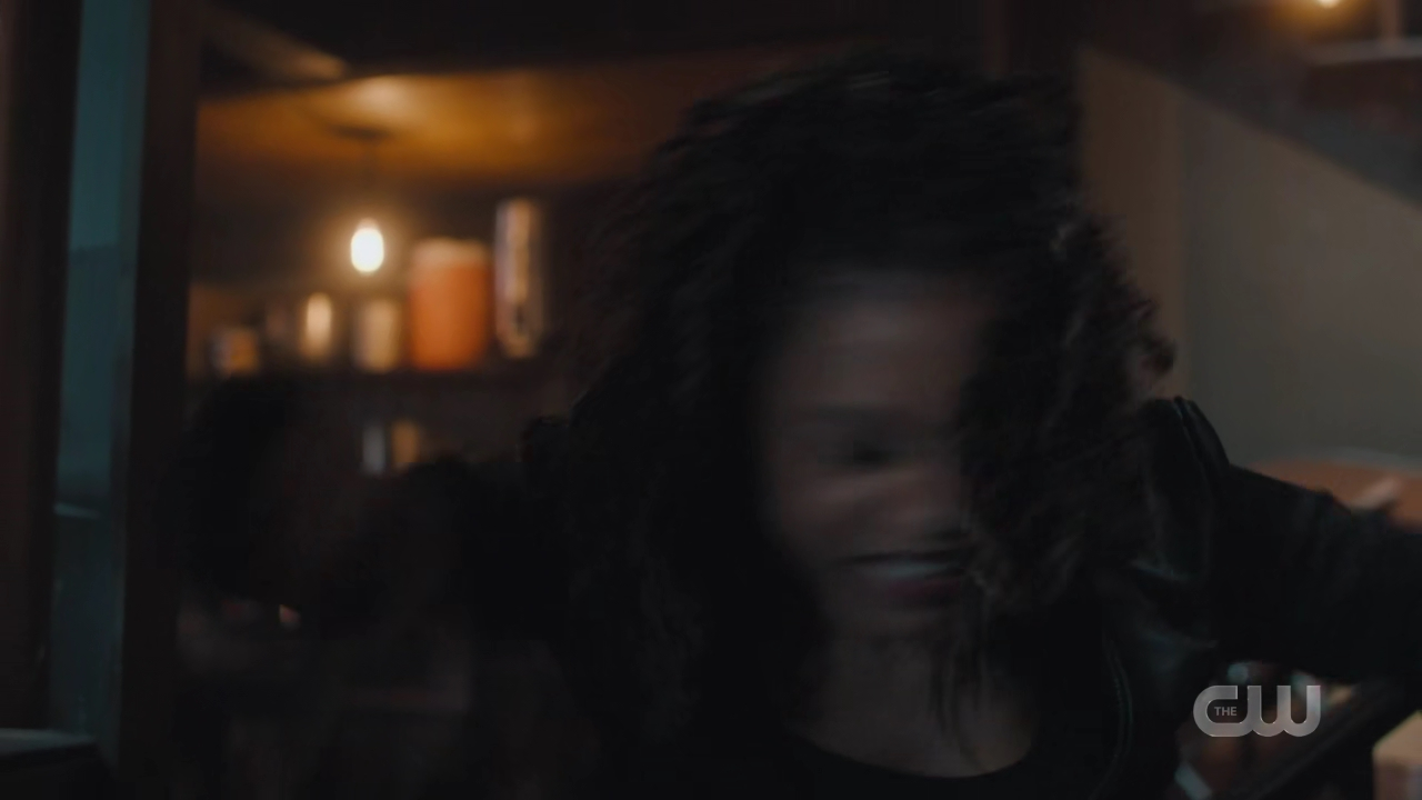 charmed-online-dot-nl_Charmed4x09TruthorCares0674.jpg