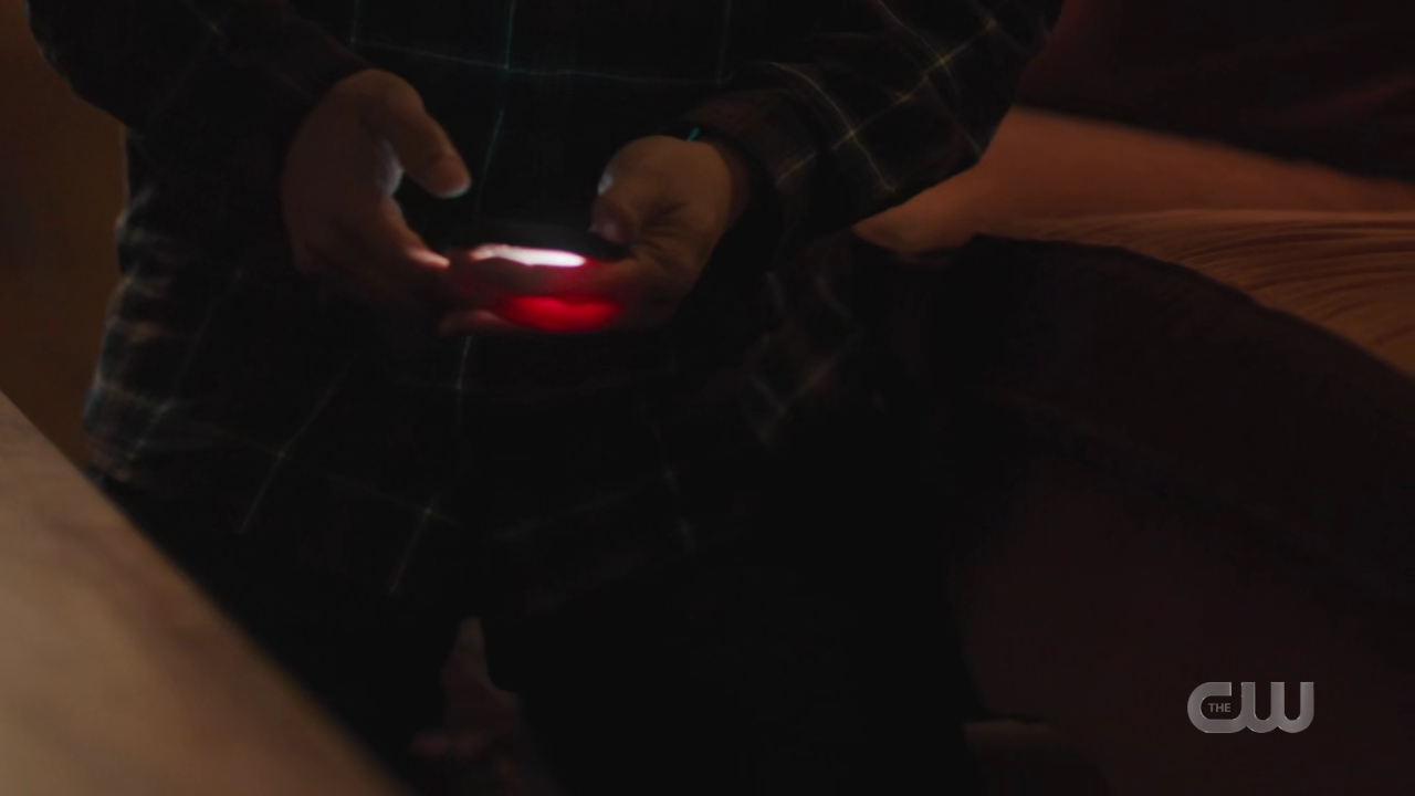 charmed-online-dot-nl_Charmed4x09TruthorCares0796.jpg