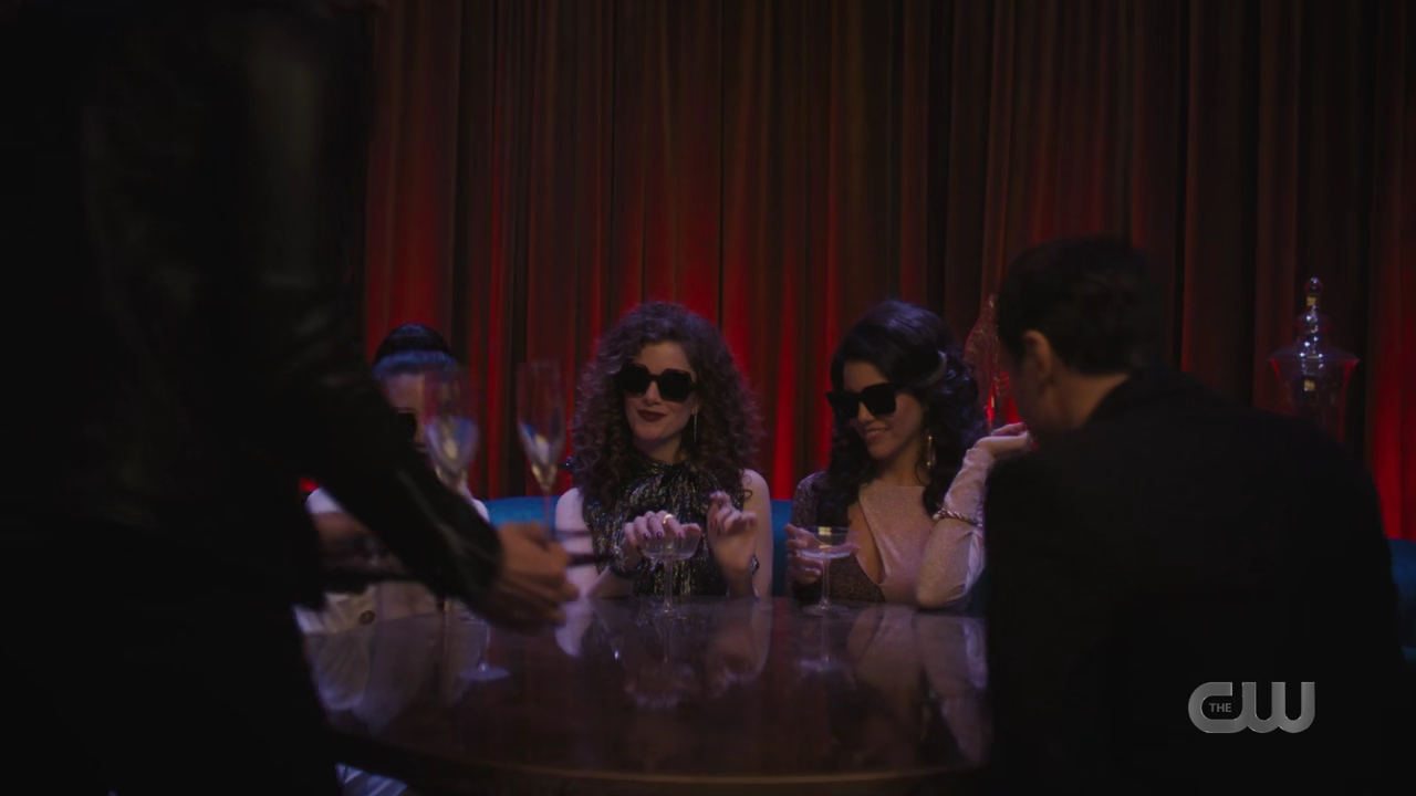 charmed-online-dot-nl_Charmed4x09TruthorCares0945.jpg charmed-online-dot-nl_Charmed4x09TruthorCares0945.jpg