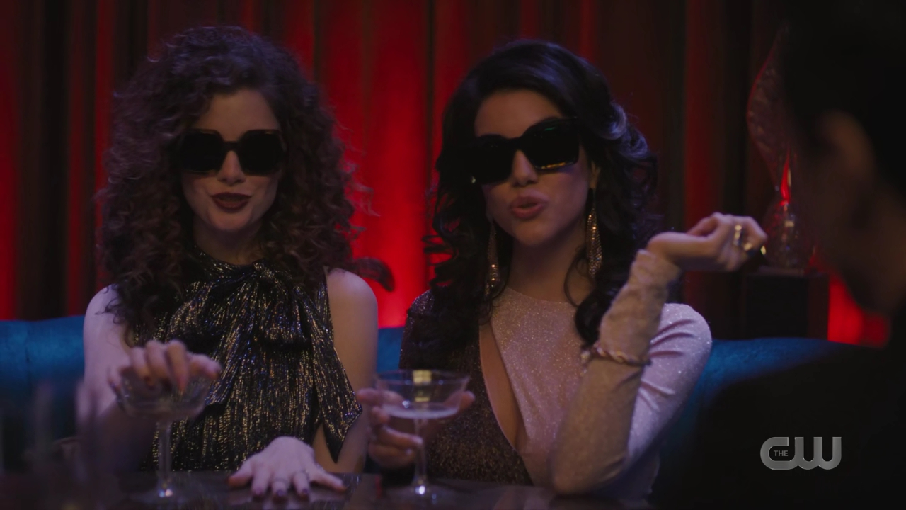 charmed-online-dot-nl_Charmed4x09TruthorCares0968.jpg
