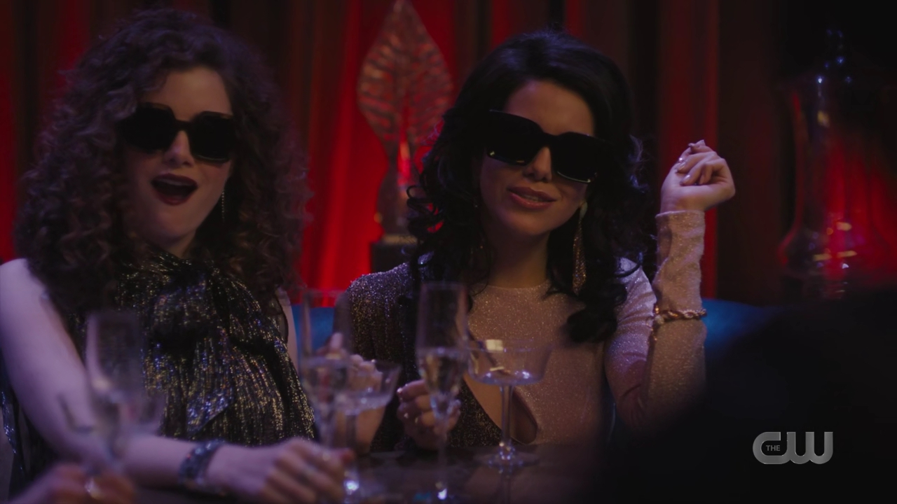 charmed-online-dot-nl_Charmed4x09TruthorCares0992.jpg