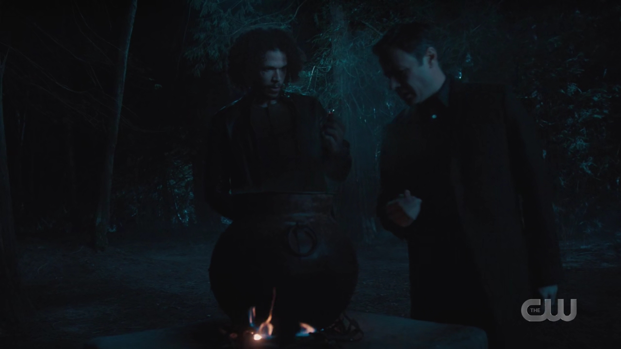 charmed-online-dot-nl_Charmed4x09TruthorCares1525.jpg