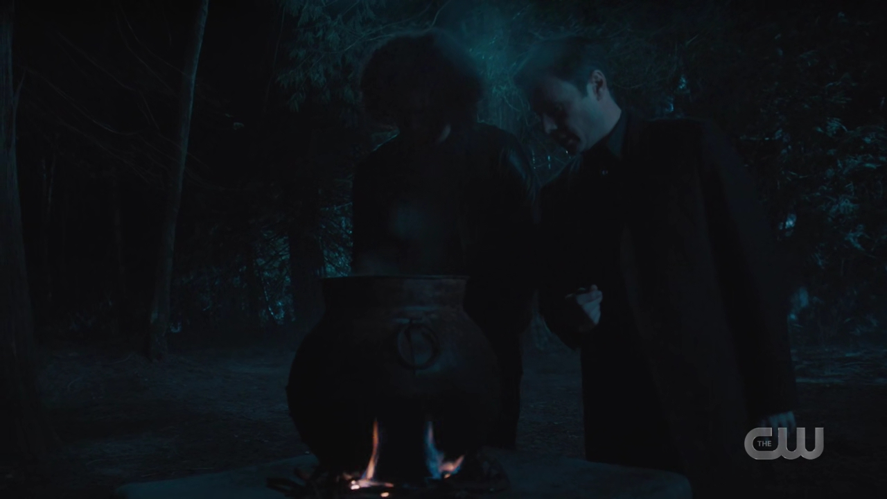 charmed-online-dot-nl_Charmed4x09TruthorCares1528.jpg