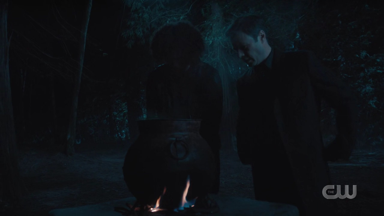 charmed-online-dot-nl_Charmed4x09TruthorCares1529.jpg