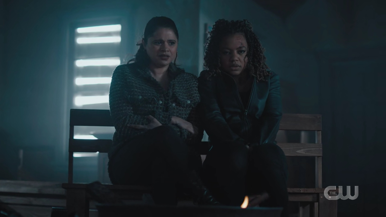 charmed-online-dot-nl_Charmed4x09TruthorCares1644.jpg