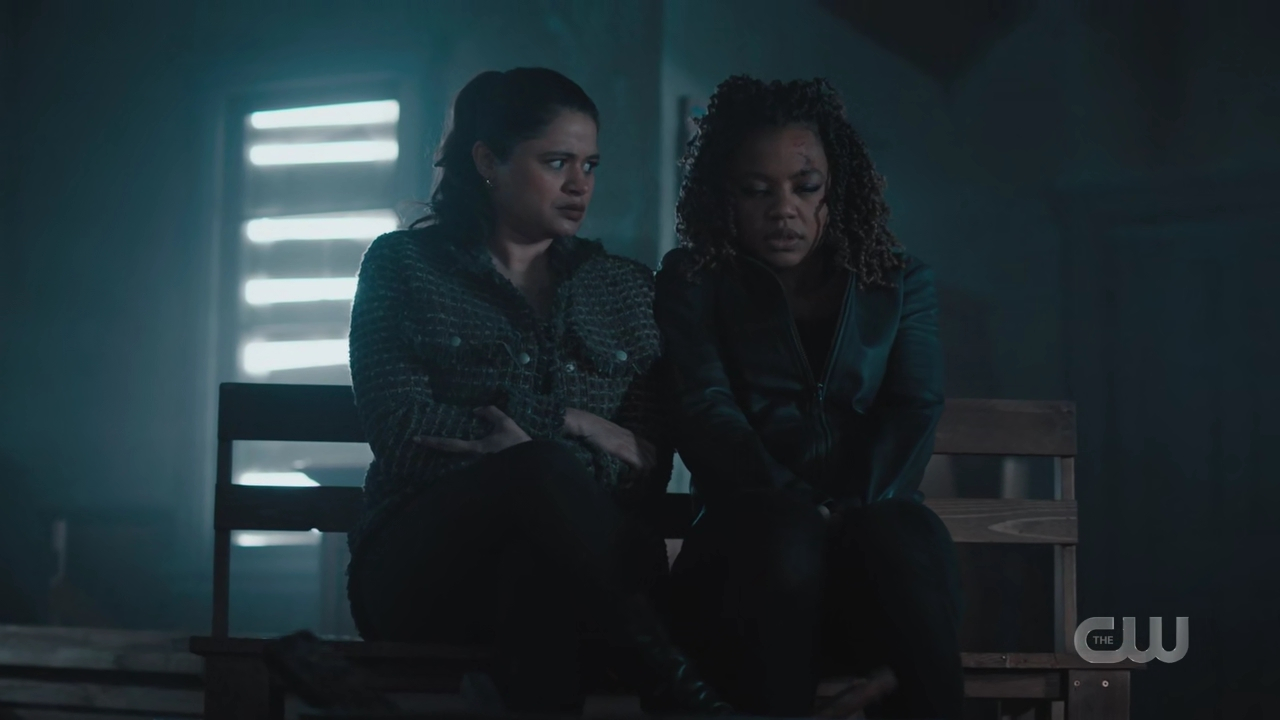 charmed-online-dot-nl_Charmed4x09TruthorCares1646.jpg