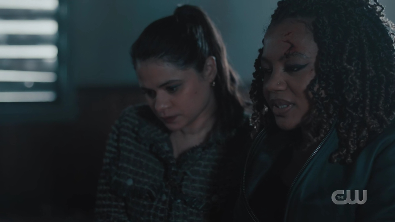charmed-online-dot-nl_Charmed4x09TruthorCares1658.jpg