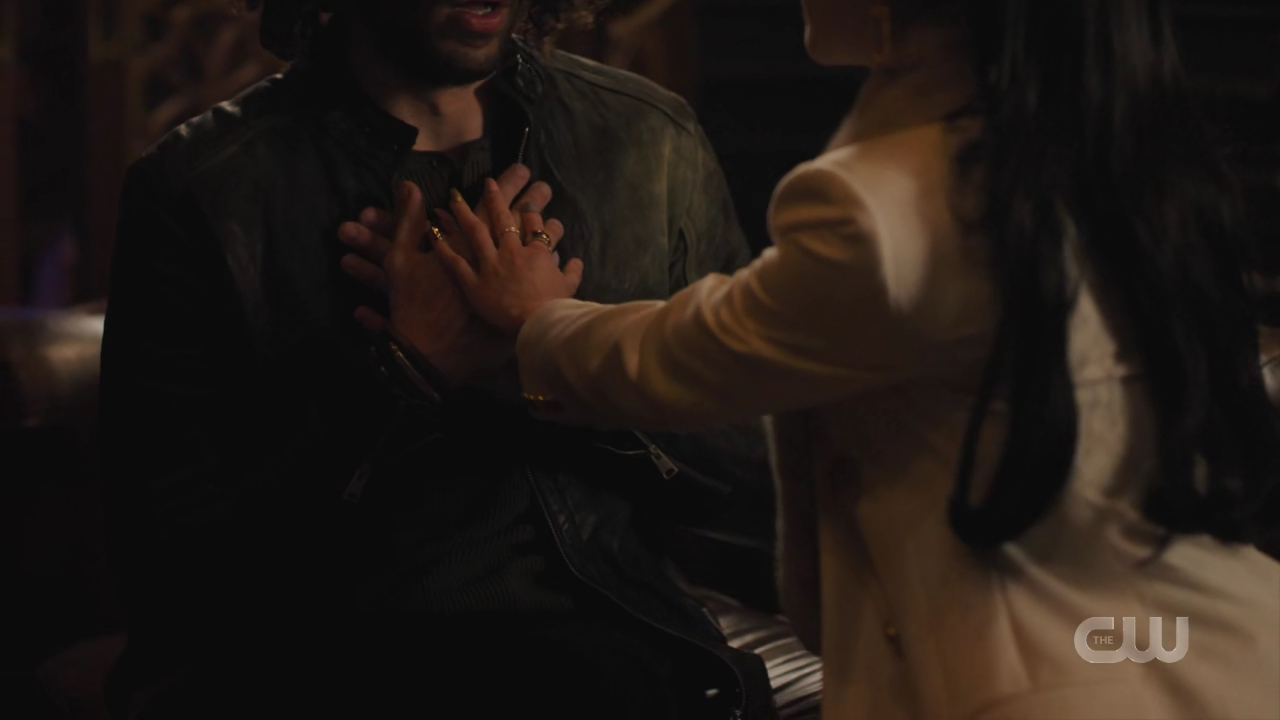 charmed-online-dot-nl_Charmed4x09TruthorCares1859.jpg