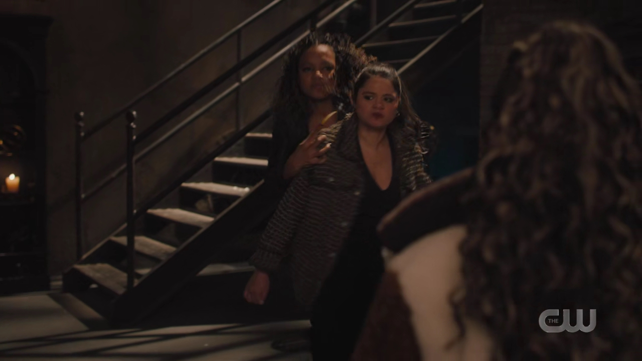 charmed-online-dot-nl_Charmed4x09TruthorCares1933.jpg