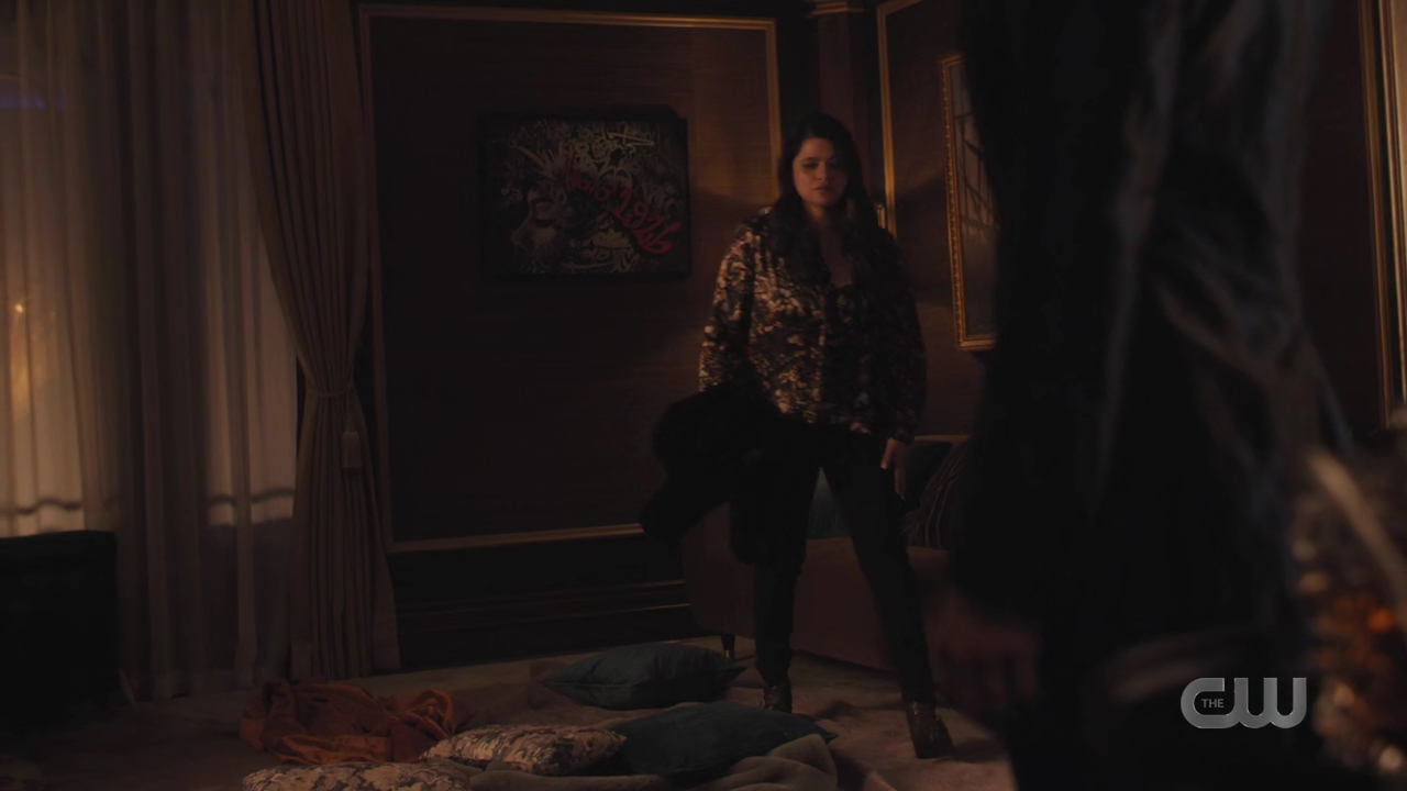 charmed-online-dot-nl_Charmed4x10HashingItOut0318.jpg