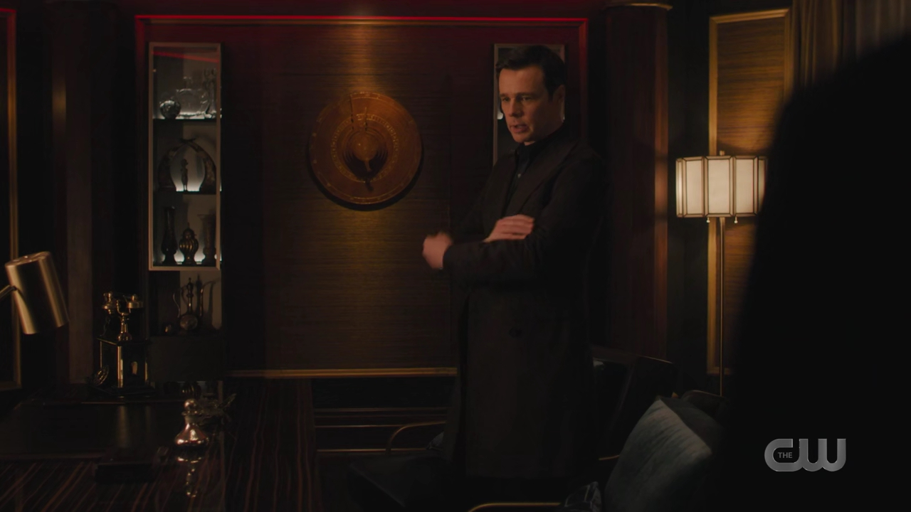 charmed-online-dot-nl_Charmed4x10HashingItOut0436.jpg