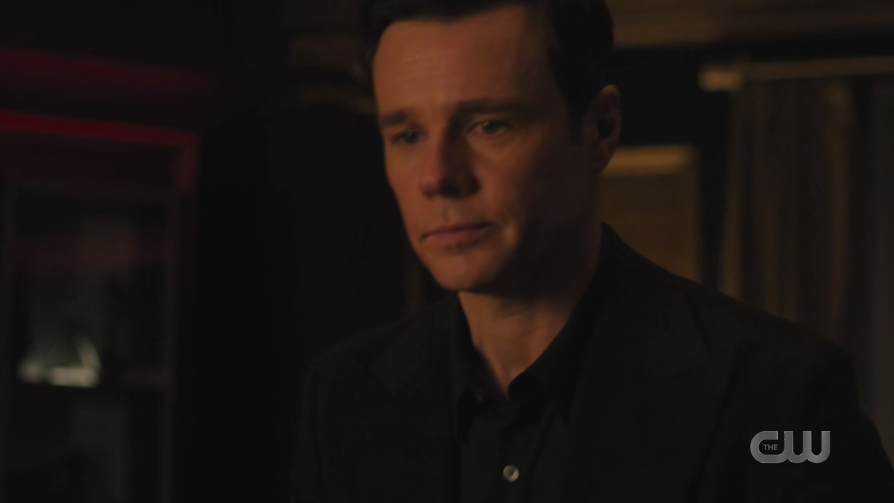 charmed-online-dot-nl_Charmed4x10HashingItOut0482.jpg