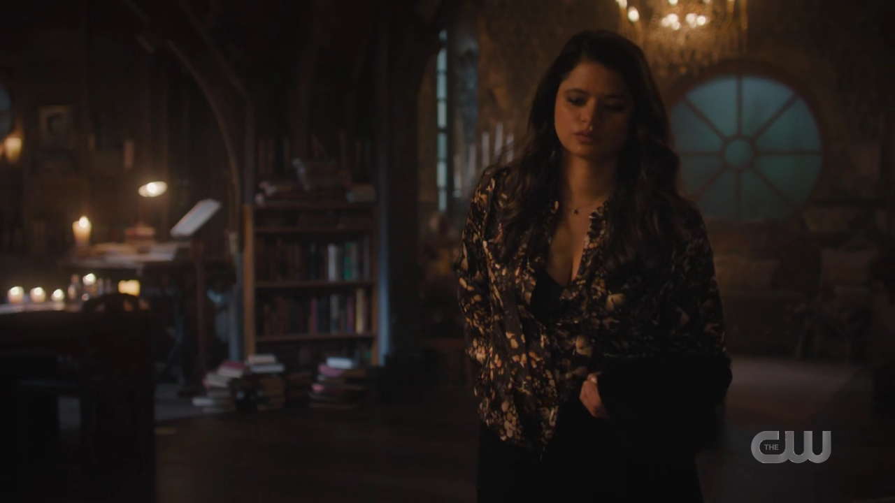 charmed-online-dot-nl_Charmed4x10HashingItOut0500.jpg