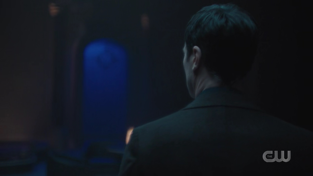 charmed-online-dot-nl_Charmed4x10HashingItOut0702.jpg