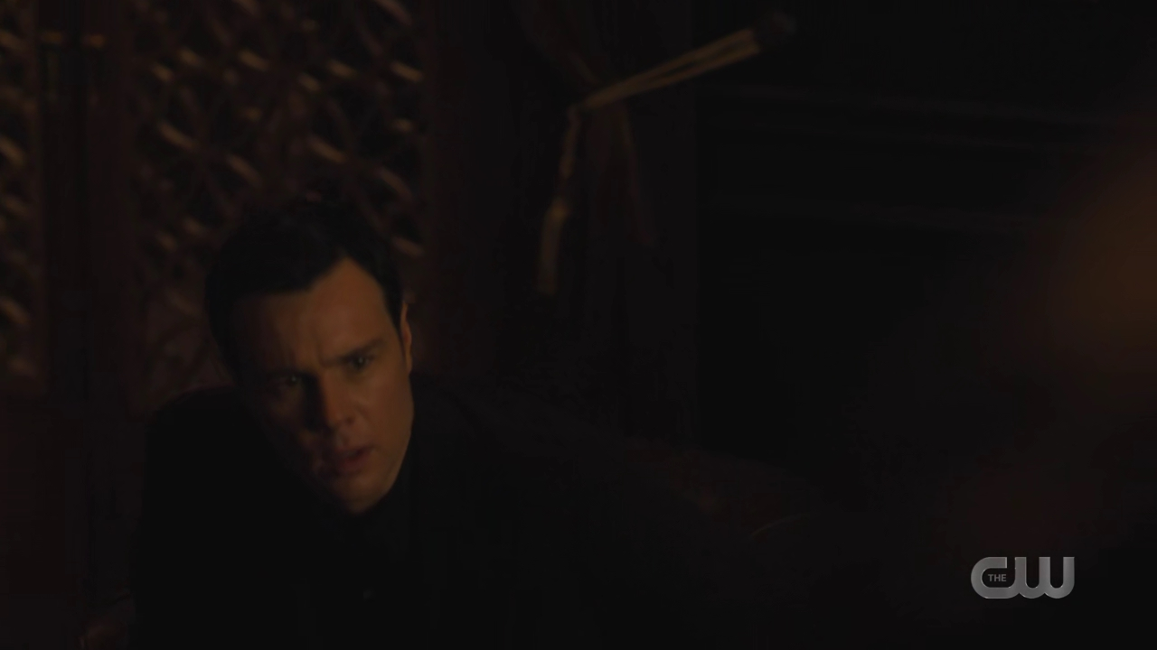 charmed-online-dot-nl_Charmed4x10HashingItOut1592.jpg