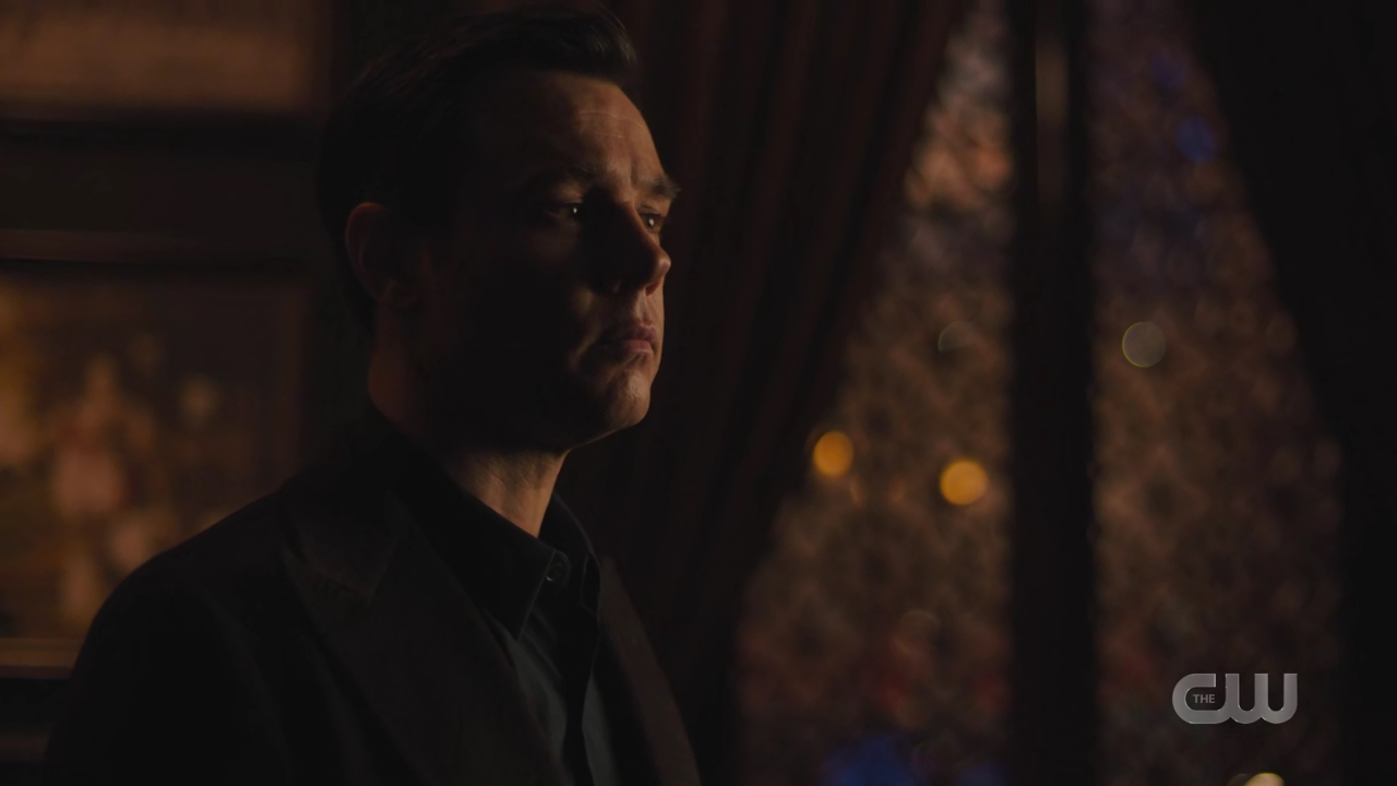 charmed-online-dot-nl_Charmed4x10HashingItOut1647.jpg