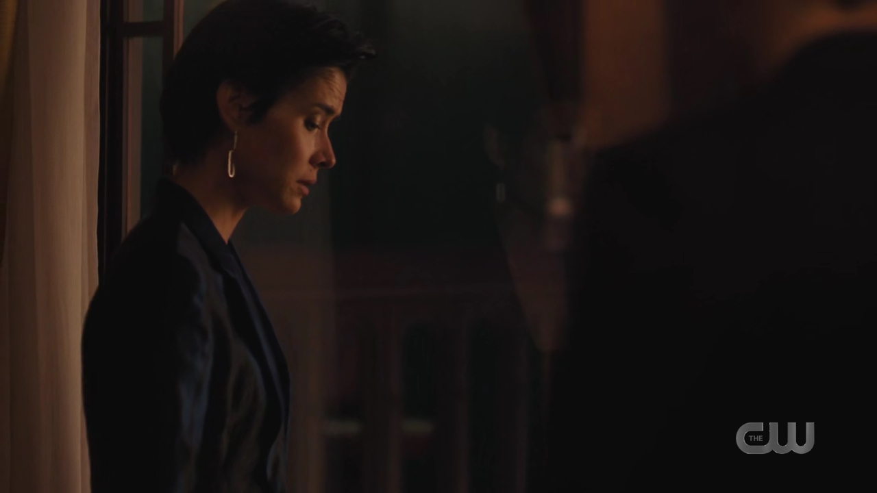 charmed-online-dot-nl_Charmed4x10HashingItOut1818.jpg