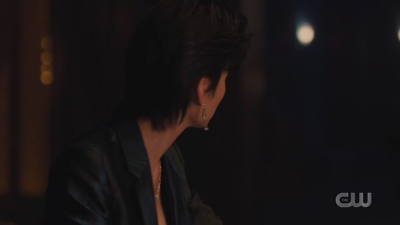 charmed-online-dot-nl_Charmed4x10HashingItOut2177.jpg charmed-online-dot-nl_Charmed4x10HashingItOut2177.jpg