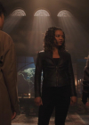 charmed-online-dot-nl_Charmed4x10HashingItOut0553.jpg