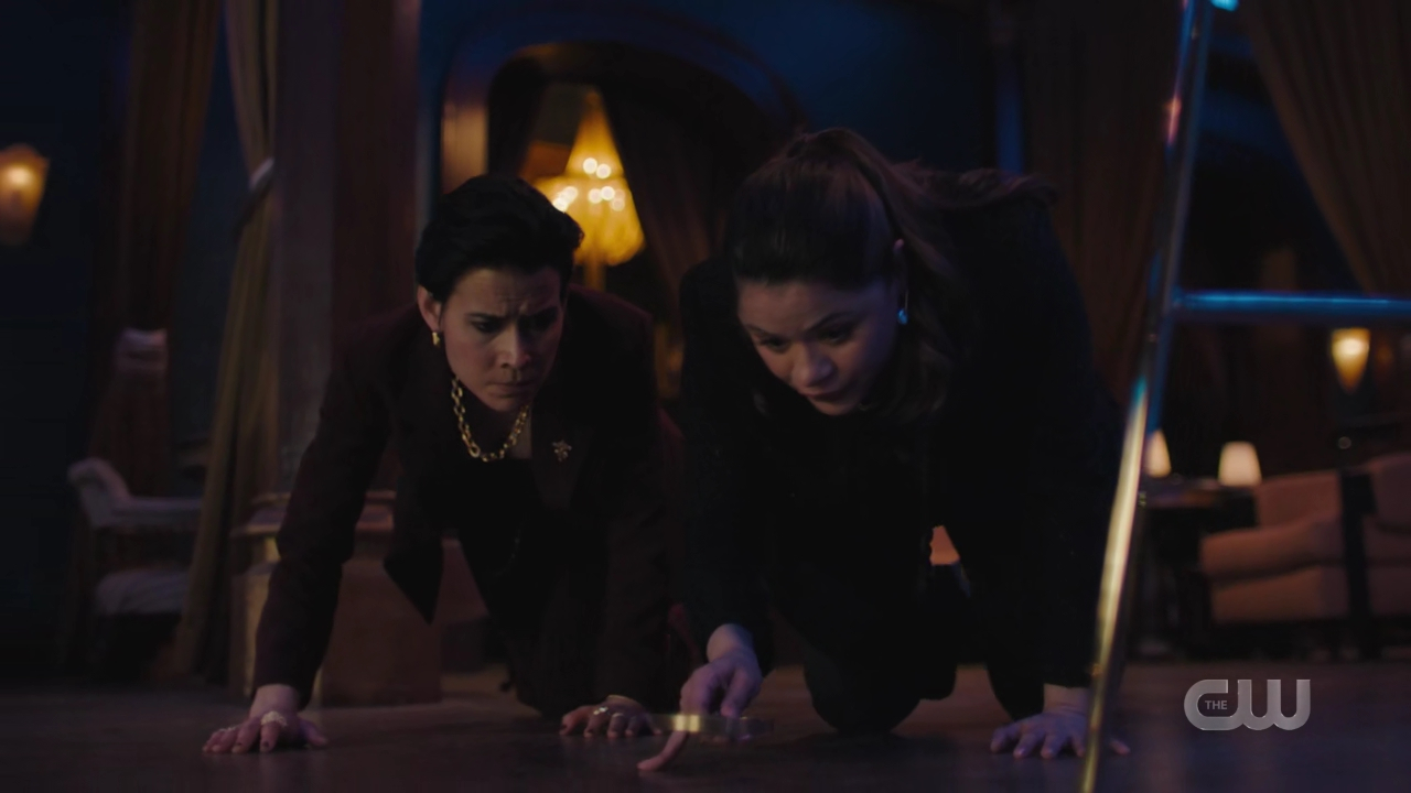 charmed-online-dot-nl_Charmed4x11DivineSecretsoftheOGSisterhood0858.jpg