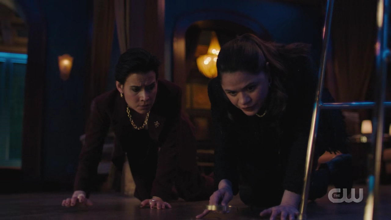 charmed-online-dot-nl_Charmed4x11DivineSecretsoftheOGSisterhood0860.jpg