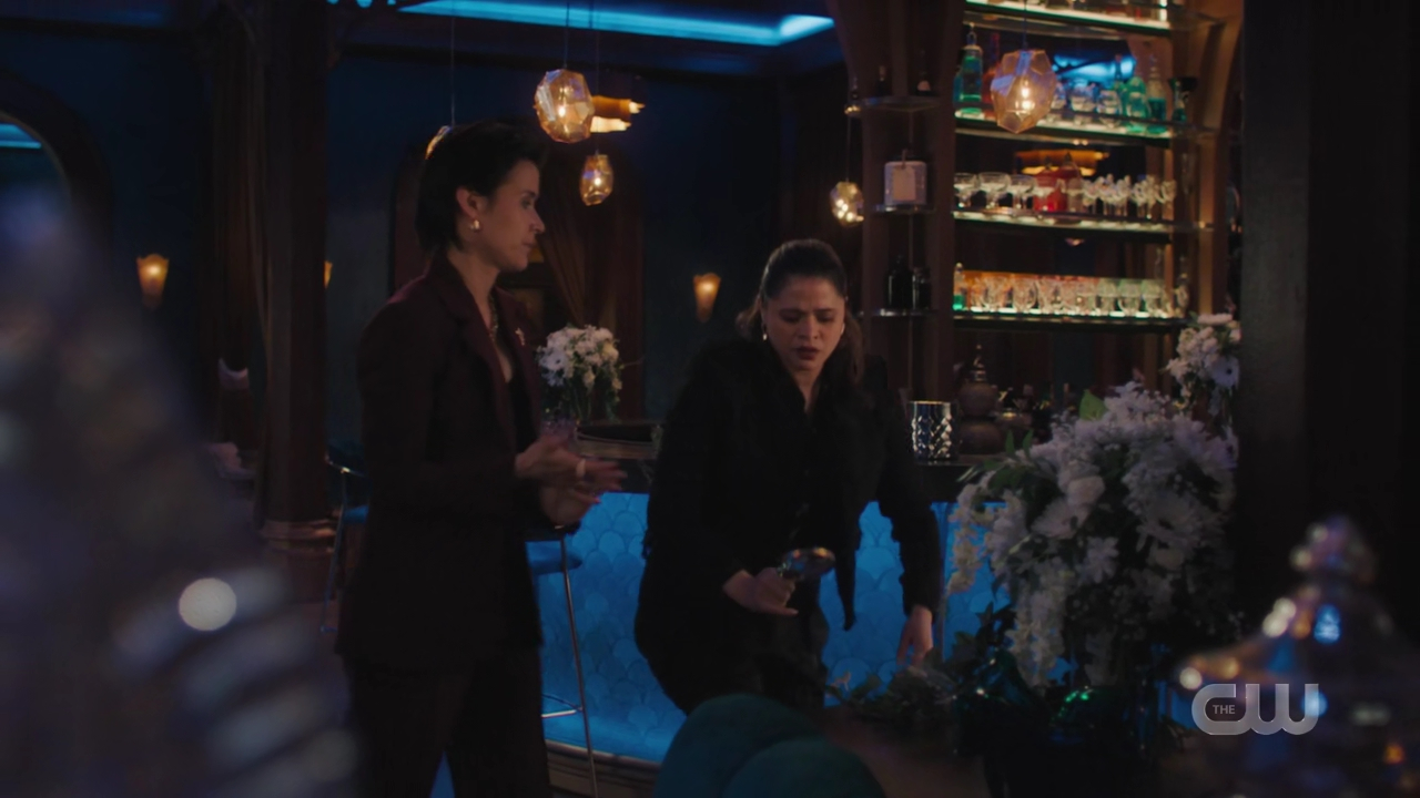 charmed-online-dot-nl_Charmed4x11DivineSecretsoftheOGSisterhood0889.jpg