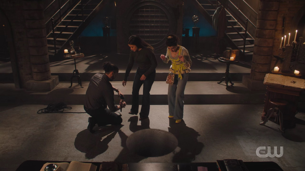 charmed-online-dot-nl_Charmed4x11DivineSecretsoftheOGSisterhood0994.jpg