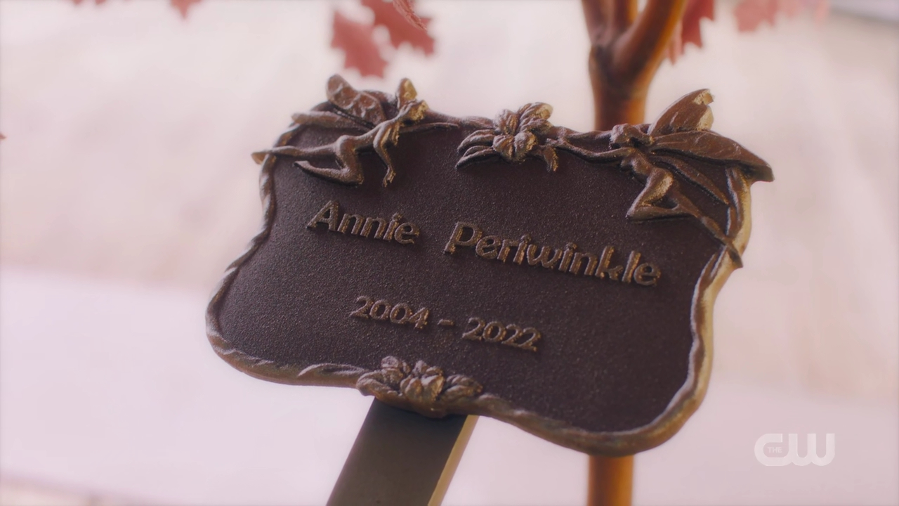 charmed-online-dot-nl_Charmed4x11DivineSecretsoftheOGSisterhood1050.jpg