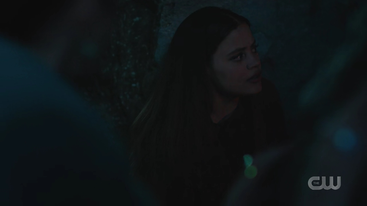 charmed-online-dot-nl_Charmed4x11DivineSecretsoftheOGSisterhood1968.jpg