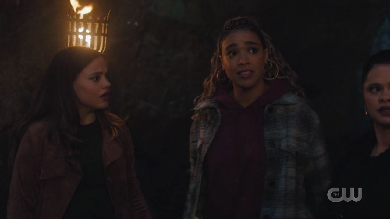 charmed-online-dot-nl_Charmed4x11DivineSecretsoftheOGSisterhood2122.jpg