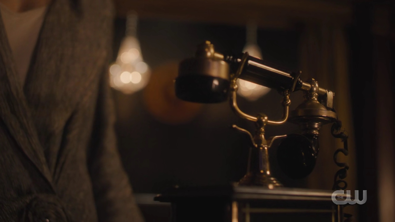 charmed-online-dot-nl_Charmed4x11DivineSecretsoftheOGSisterhood2186.jpg charmed-online-dot-nl_Charmed4x11DivineSecretsoftheOGSisterhood2186.jpg