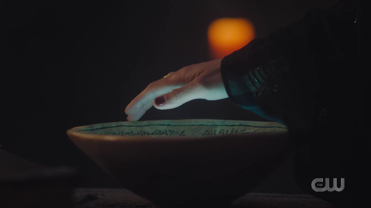 charmed-online-dot-nl_Charmed4x11DivineSecretsoftheOGSisterhood2300.jpg charmed-online-dot-nl_Charmed4x11DivineSecretsoftheOGSisterhood2300.jpg