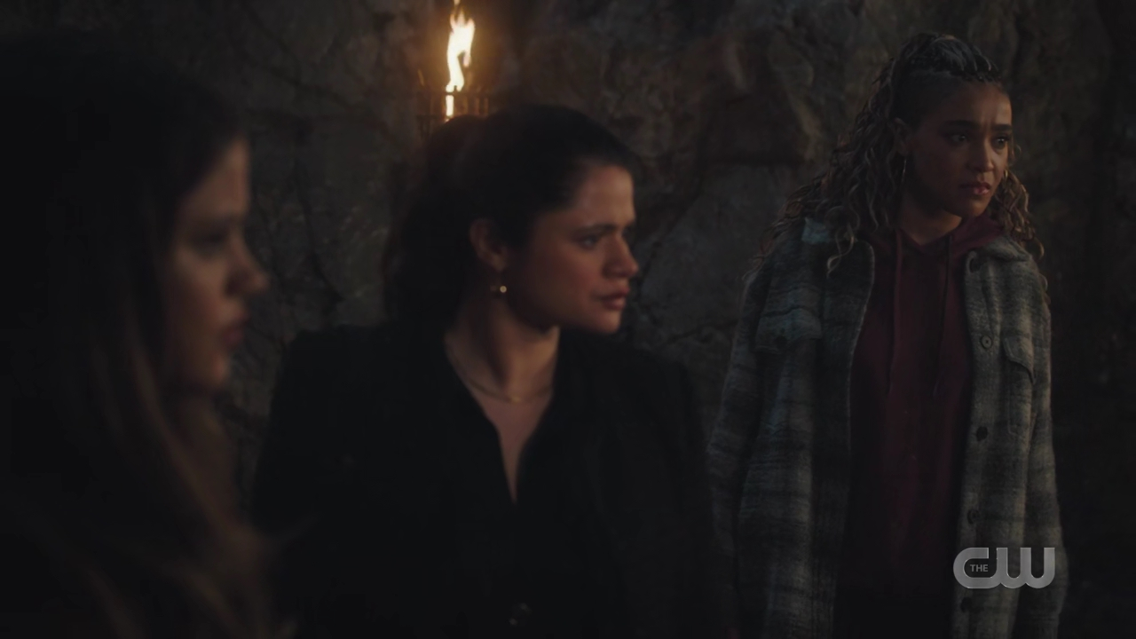 charmed-online-dot-nl_Charmed4x11DivineSecretsoftheOGSisterhood2336.jpg
