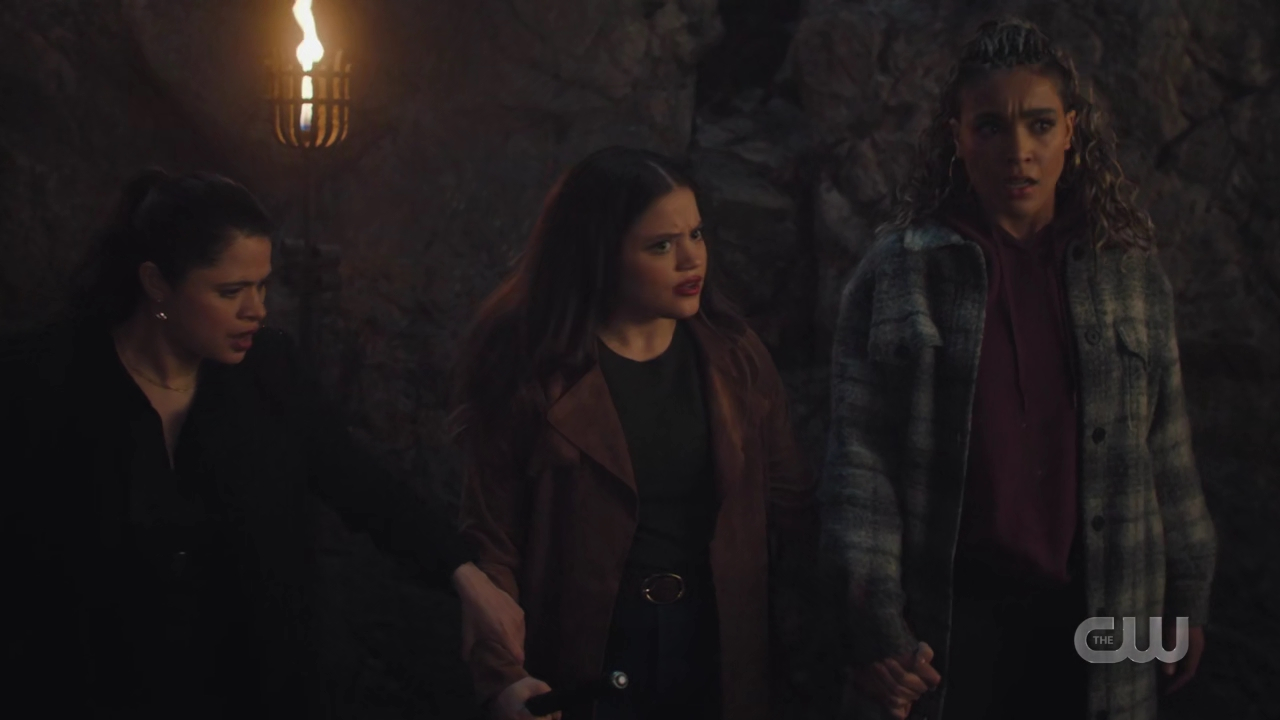 charmed-online-dot-nl_Charmed4x11DivineSecretsoftheOGSisterhood2399.jpg