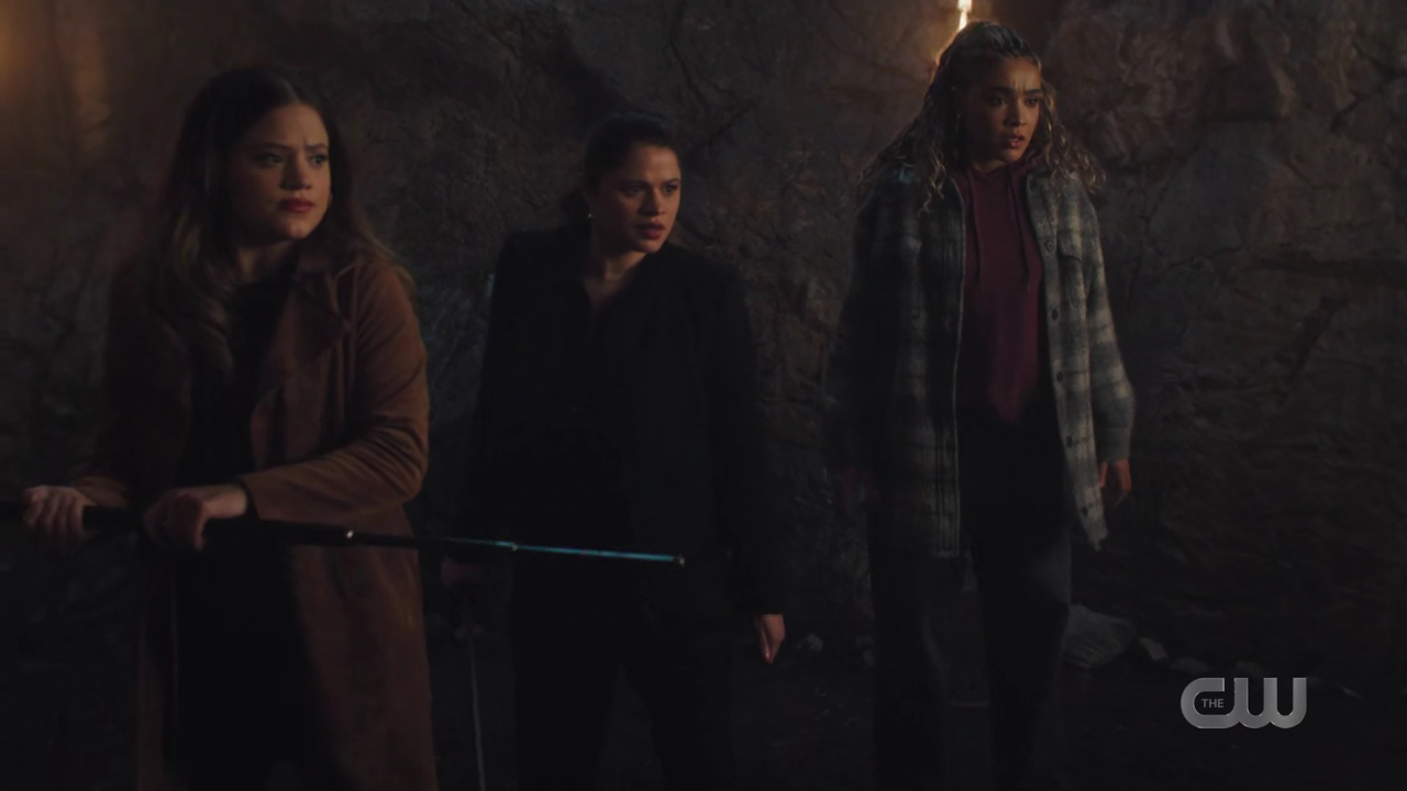 charmed-online-dot-nl_Charmed4x11DivineSecretsoftheOGSisterhood2424.jpg