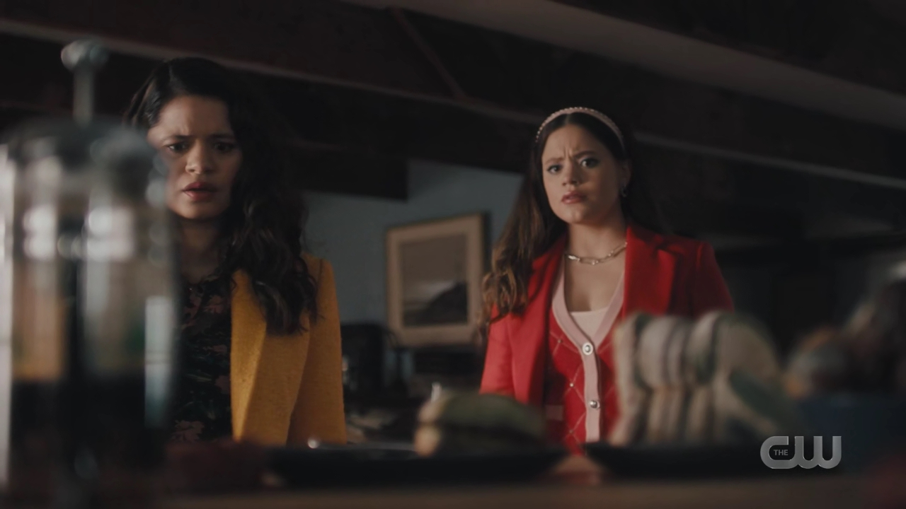 charmed-online-dot-nl_Charmed4x12BeKindRewind0766.jpg